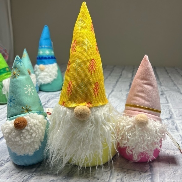 Christmas gnomes 3 beanbag gnomes - Picture 3 of 7